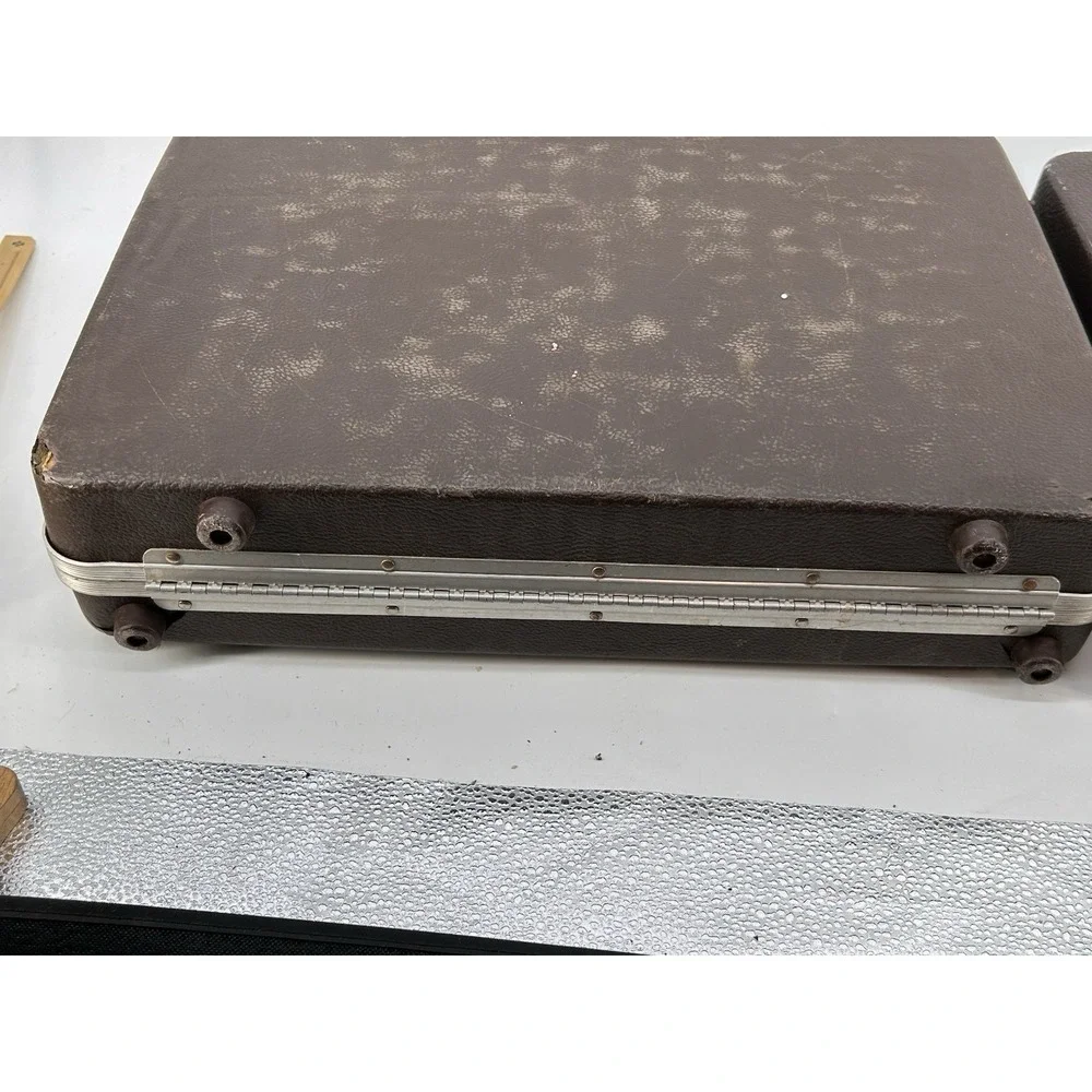 Vintage Challenger Padded Gun Equipment Hard Plastic Brief Case